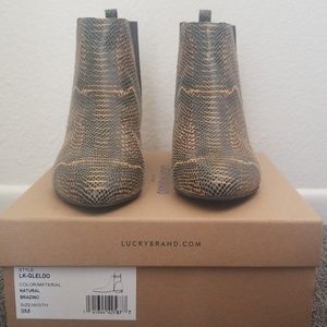 Lucky Brand Gleldo Bootie Size 9M/40
